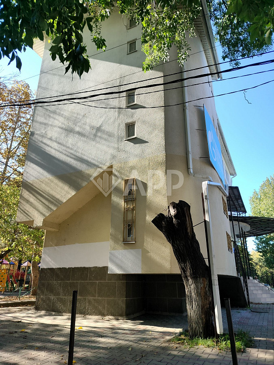 Продаю нежилое здание, 357.8 м² фото