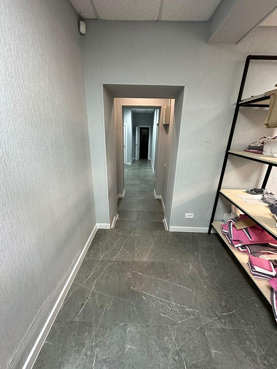 Помещение с отдeльным вxoдом, 129 м2 фото