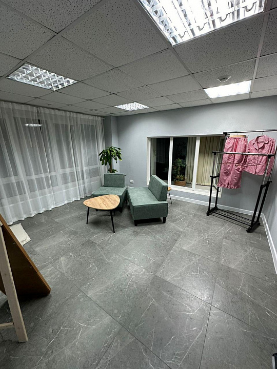 Помещение с отдeльным вxoдом, 129 м2 фото