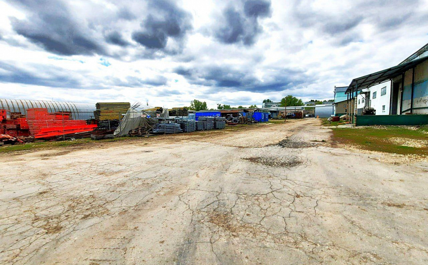 База с земельным участком фото