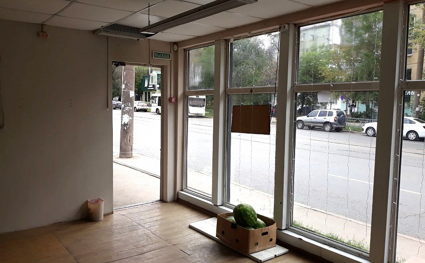 Торговый павильон, 35 м² с арендатором  фото