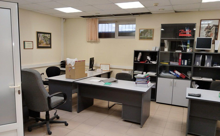 Помещение под офис или склад фото