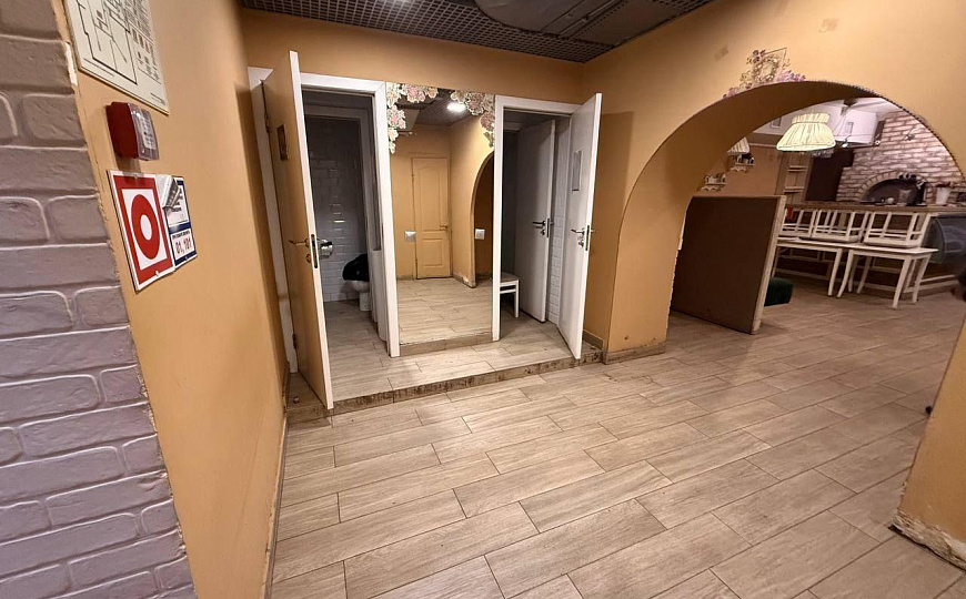 Помещение общественного питания, 150 м2 фото