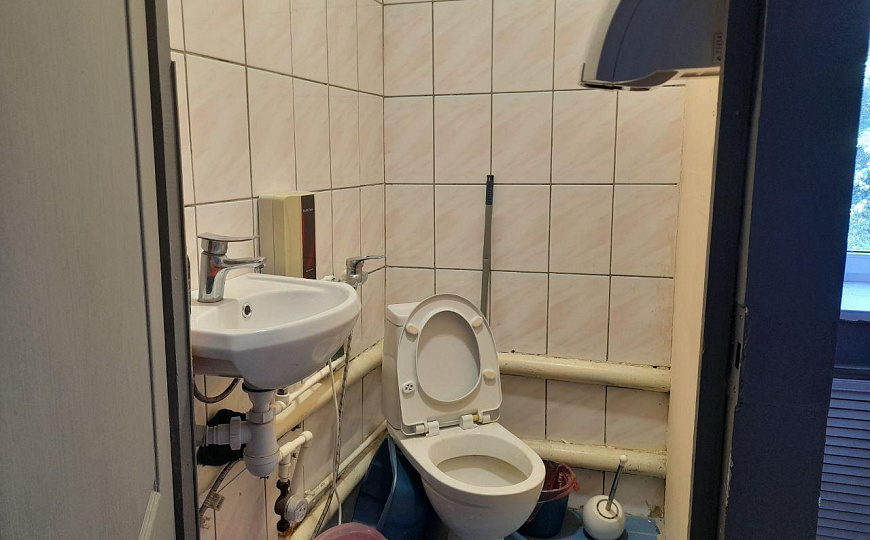 Помещение на проспекте, 27 м² фото