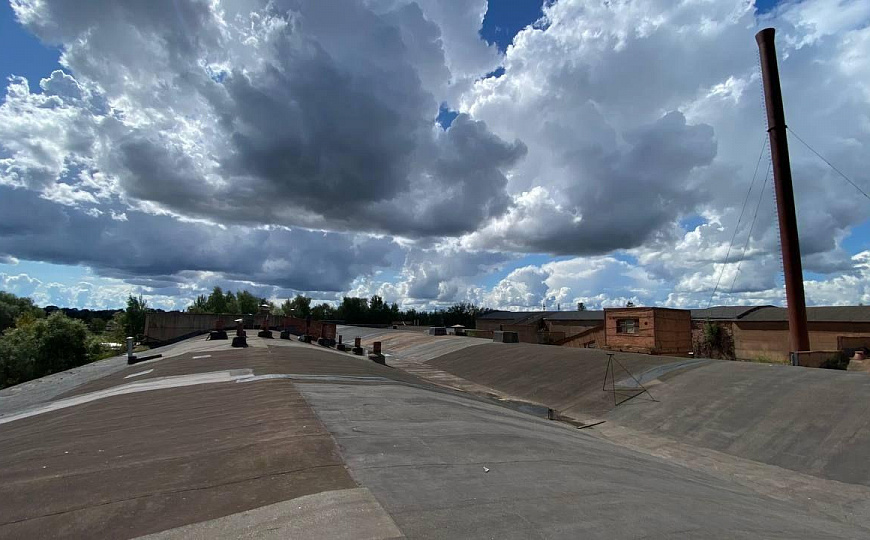 Продам ЗУ 9 Га с пром. строениями, 31 000 м² фото