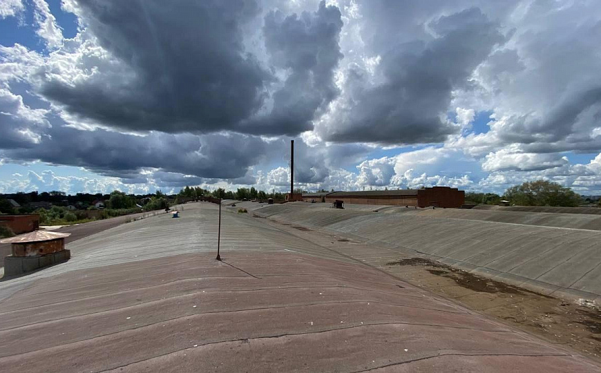 Продам ЗУ 9 Га с пром. строениями, 31 000 м² фото