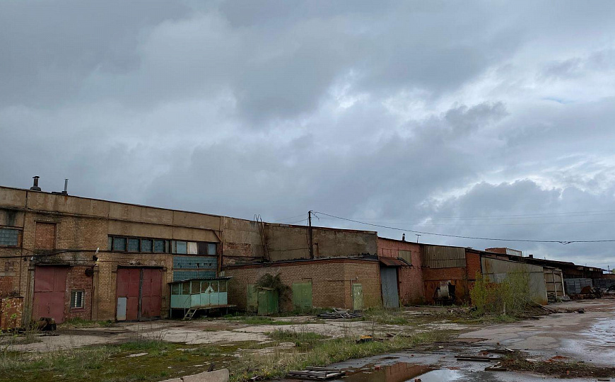Продам ЗУ 9 Га с пром. строениями, 31 000 м² фото