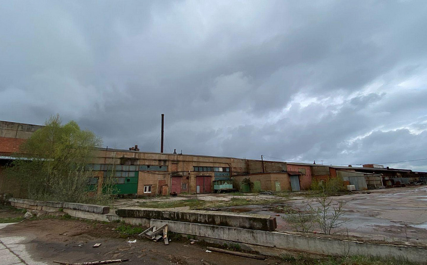 Продам ЗУ 9 Га с пром. строениями, 31 000 м² фото