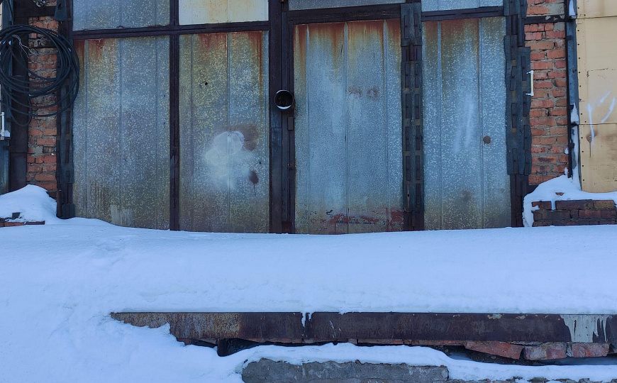 Цех, склад с пандусом, 200 м2 фото