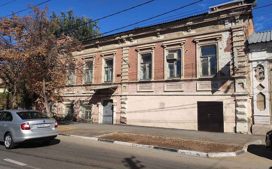 Здание в центре, 336,2 кв.м. фото