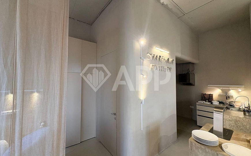 Сдаю торговое помещение, 66,3 м² фото