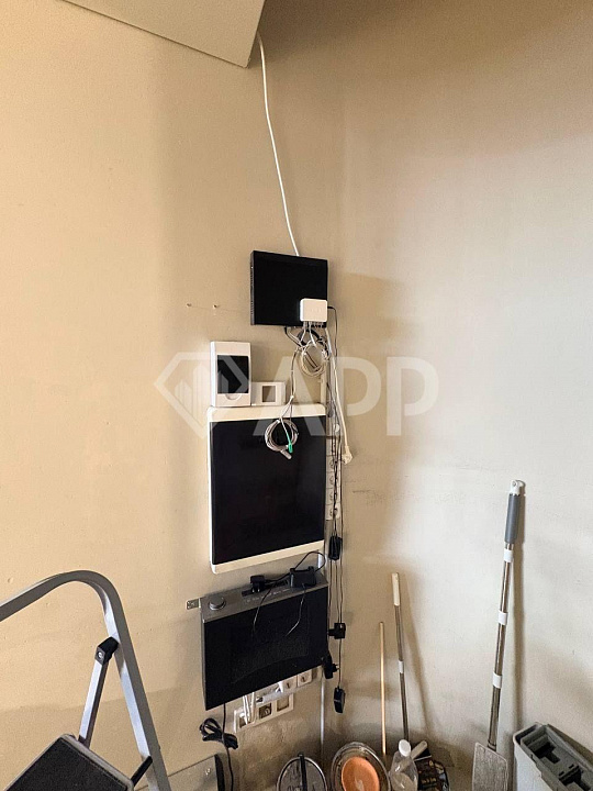 Продам торговое помещение 66,3 м2 фото