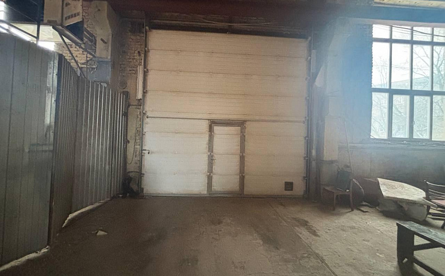Аренда 1203 м теплое с кран балками фото