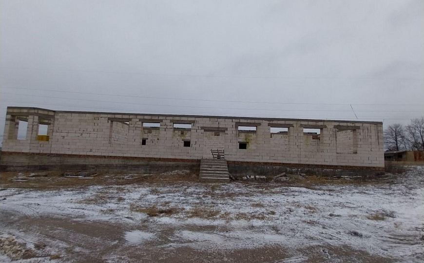 Продается участок земли площадью 0,5 Га с фундаментом под АЗС на федеральной автодороге фото