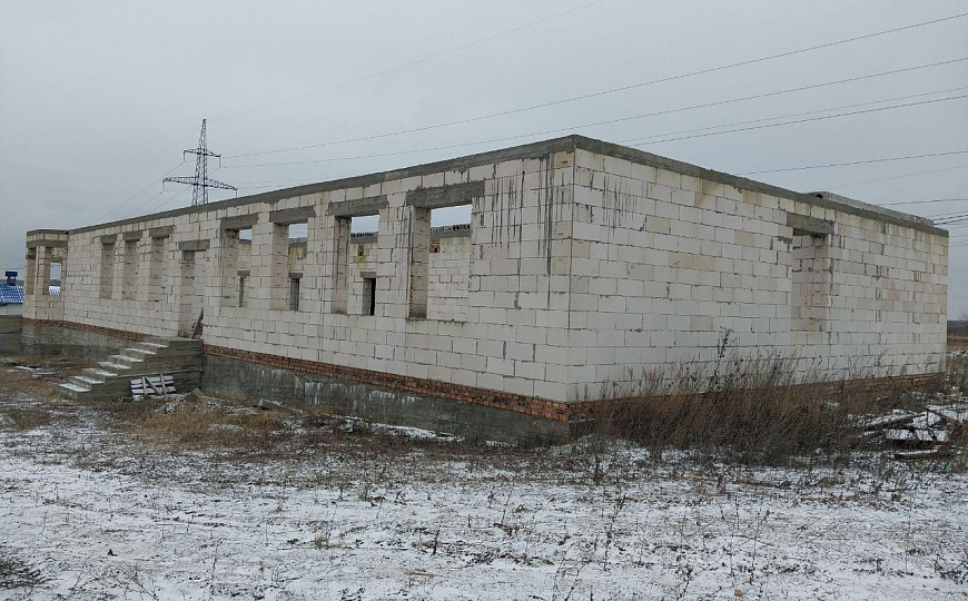 Продается участок земли площадью 0,5 Га с фундаментом под АЗС на федеральной автодороге фото