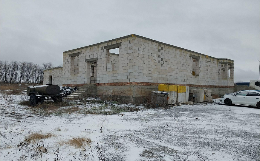 Продается участок земли площадью 0,5 Га с фундаментом под АЗС на федеральной автодороге фото