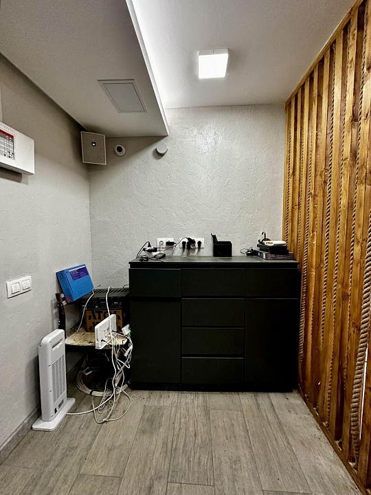 Продажа 280 м2 на 1 линии пр-та Победы д.10 фото