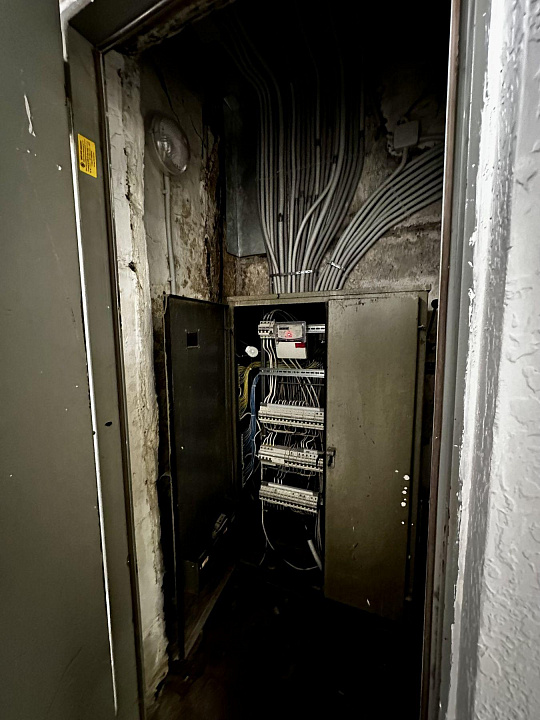 Продажа 280 м2 на 1 линии пр-та Победы д.10 фото