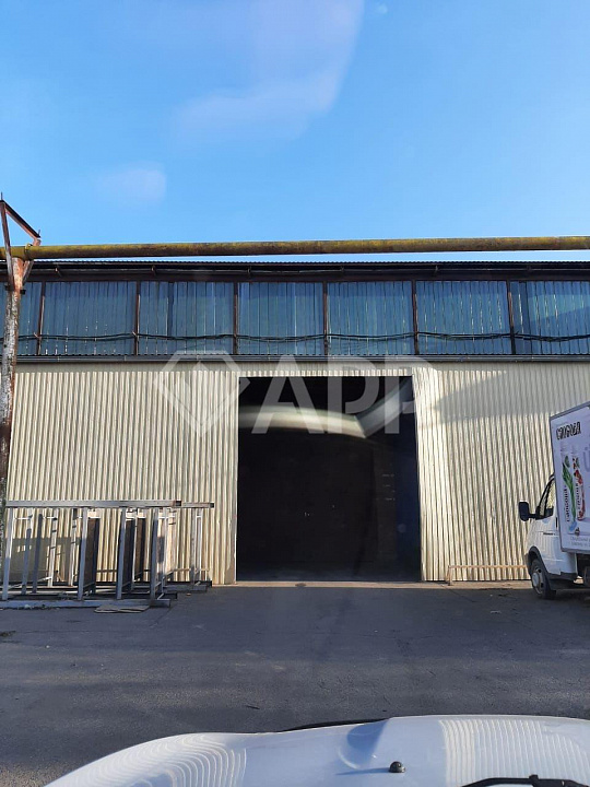 Сдам помещение свободного назначения, 1 400 м². От 910 м² фото