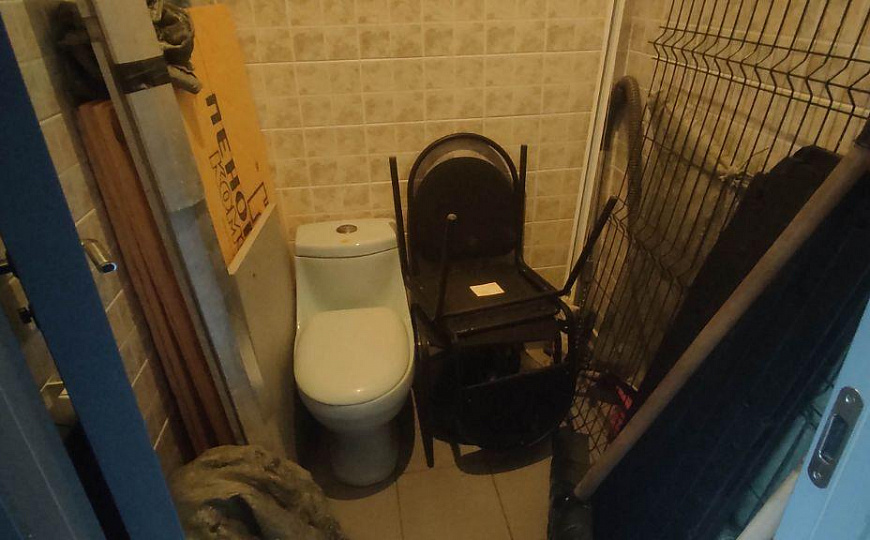 Сдам аренду отдельностоящее здание, можно по частям. фото