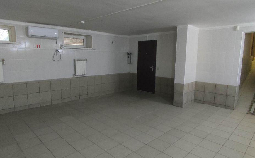 Сдам аренду отдельностоящее здание, можно по частям. фото