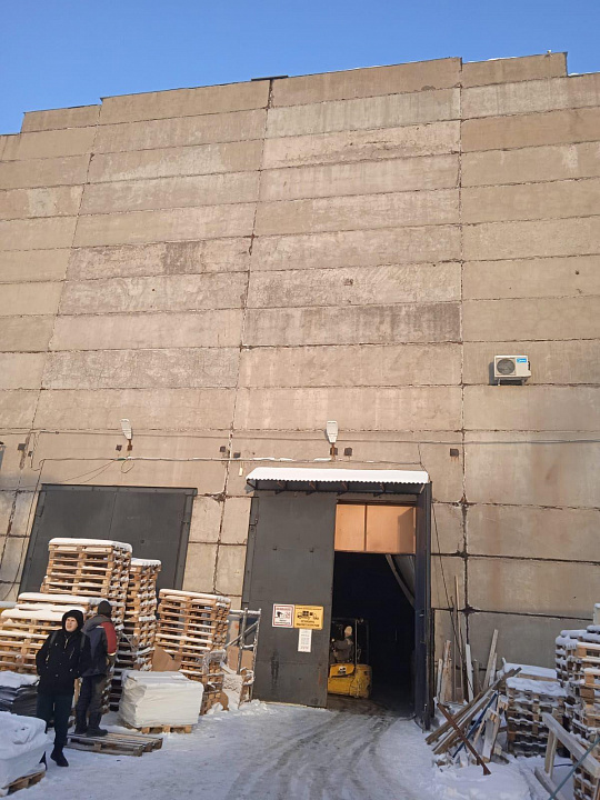 Сдается складское помещение 1700 м² фото