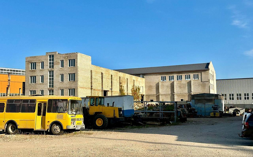  Продажа производственно-офисного комплекса 10500 кв.м. на Заводском шоссе фото