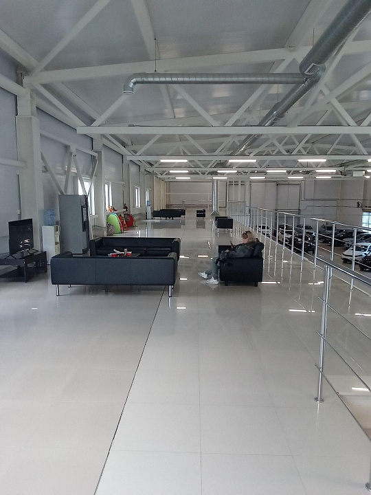 Автосалон, автосервис, супермаркет  1459 м² фото