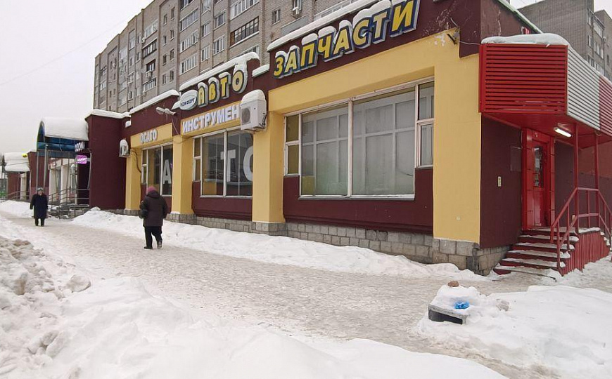 Помещение с панорамным окном  91 м² фото