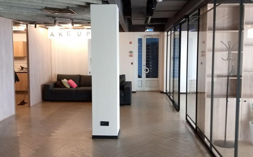 Сдам в аренду офисное помещение класса А фото