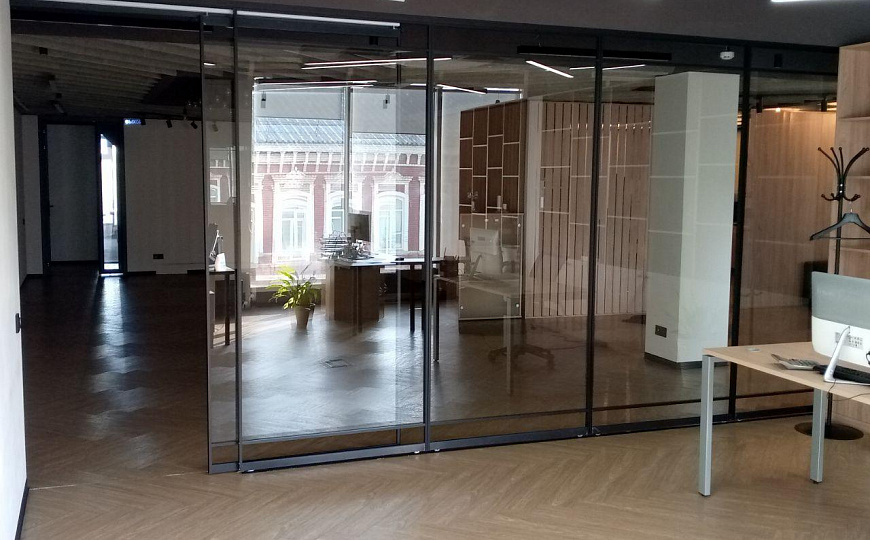 Сдам в аренду офисное помещение класса А фото