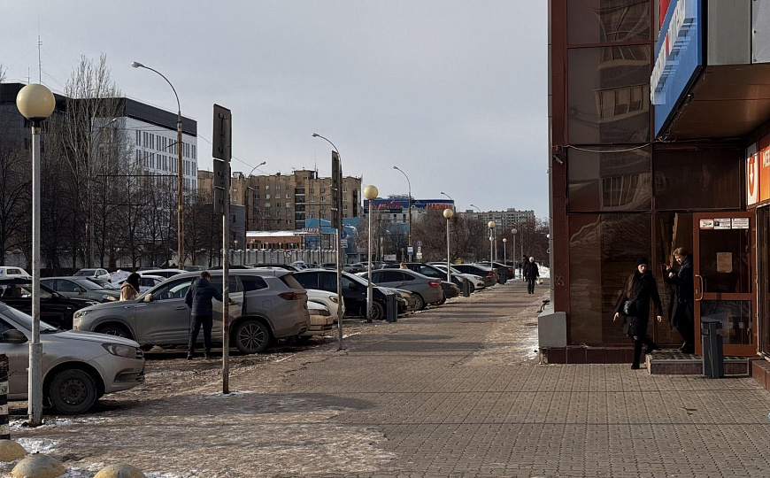 Сдам торговое помещение, 52 м² фото