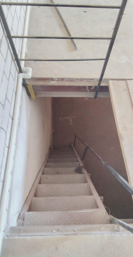 Продам отдельно стоящее здание, 1 250 м² фото