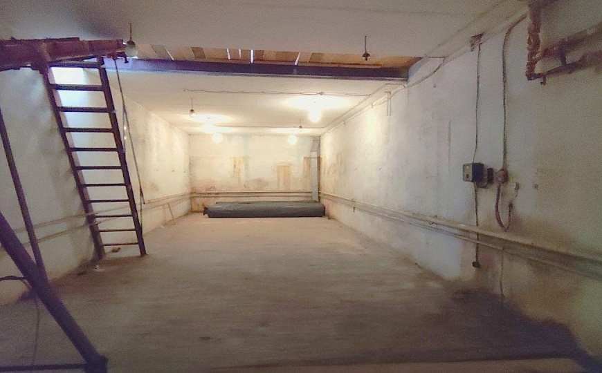 Продам отдельно стоящее здание, 1 250 м² фото