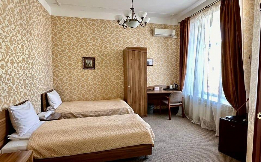 Здание на 1 линии ул.Куйбышева фото