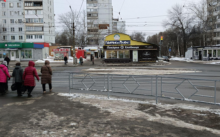 Помещение свободного назначения 15 м2 в павильоне на 1 линии и активном трафике! фото