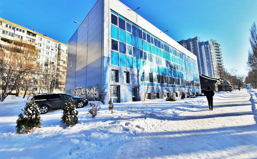 Продам отдельно стоящее здание, 2 000 м² фото