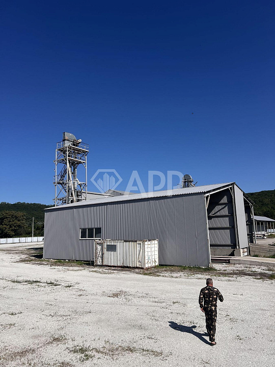 Продаю имущественый комплекс, 5 гектар фото