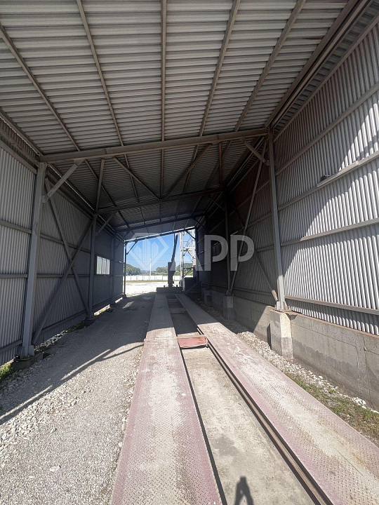 Продаю имущественый комплекс, 5 гектар фото