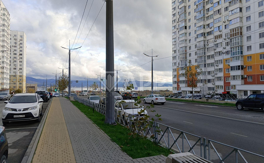 Сдаю торговое помещение, 80 м² фото