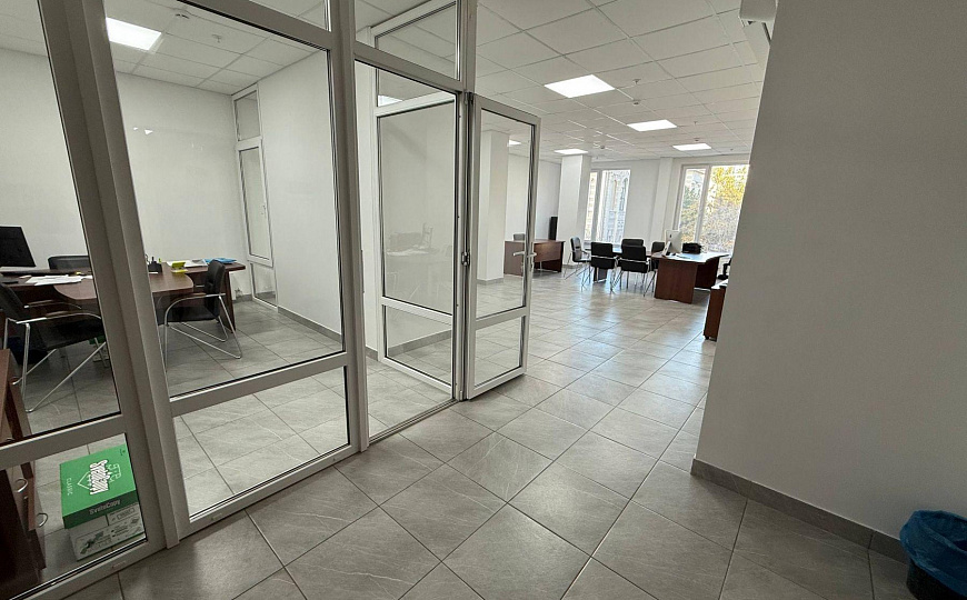 Сдам офисное помещение, 68,9 м² фото