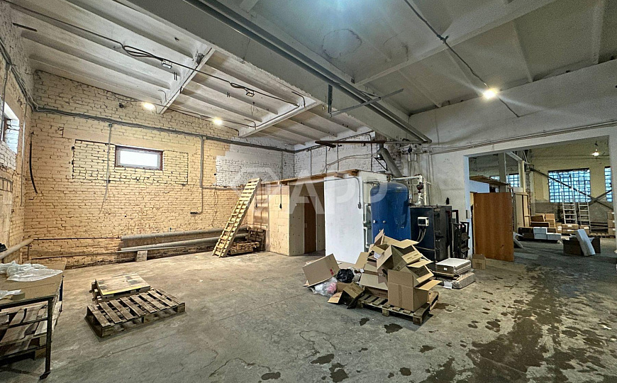 Сдам производственно-складское помещение 375м² в городе фото