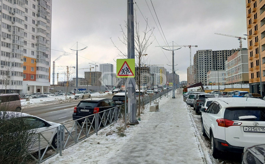 Сдам торговое помещение, 96,3 м² фото