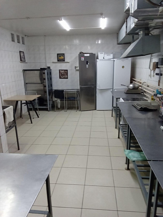 Кафе, бар под ключ с верандой в проходном месте, 300 м² фото