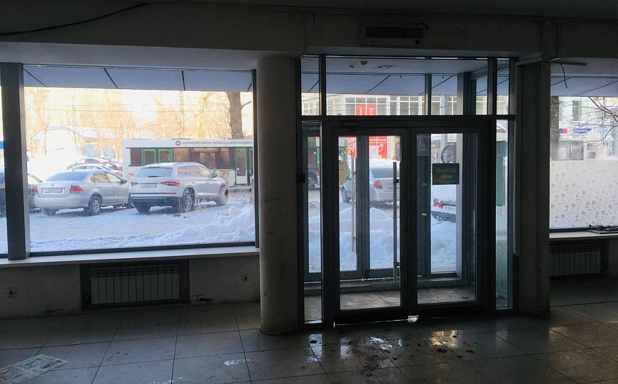 Торговая площадь 287 м2 фото