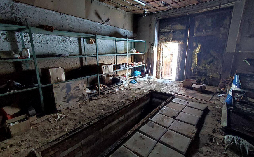 База с гаражными боксами и офисом фото