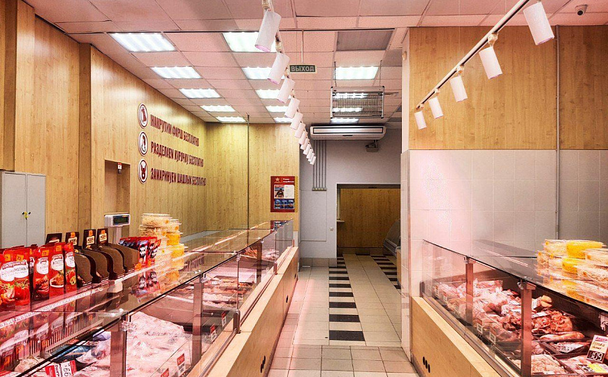 Сдается в аренду торговое помещение на первой линии, 341 м² фото