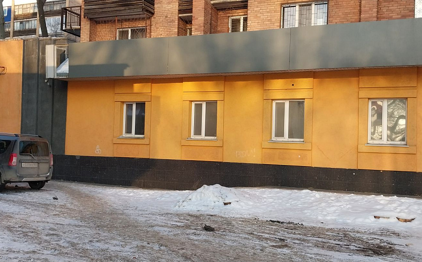 Сдается в аренду торговое помещение на первой линии, 341 м² фото