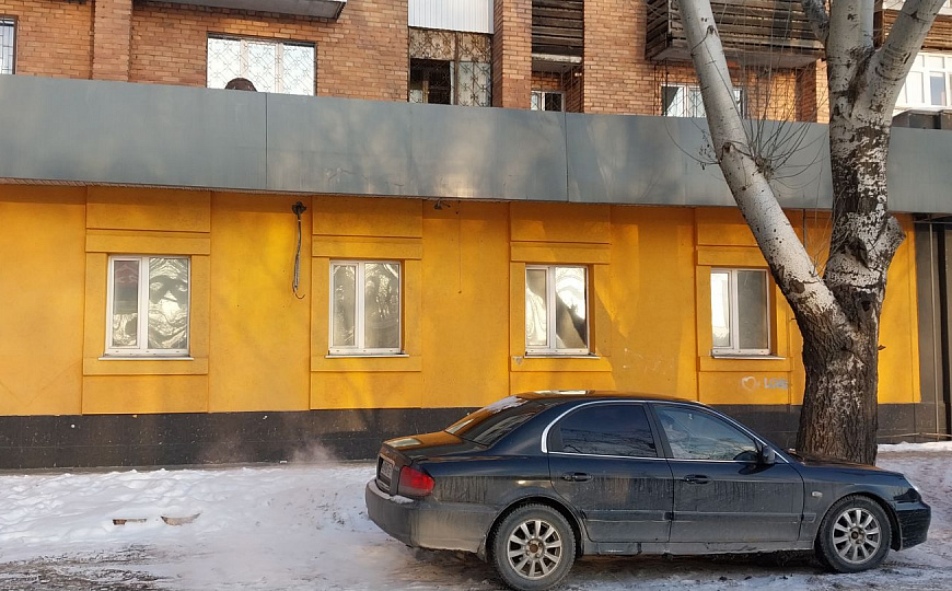 Сдается в аренду торговое помещение на первой линии, 341 м² фото