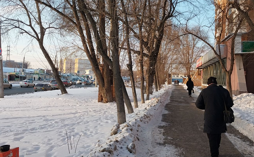 Сдается в аренду торговое помещение на первой линии, 341 м² фото